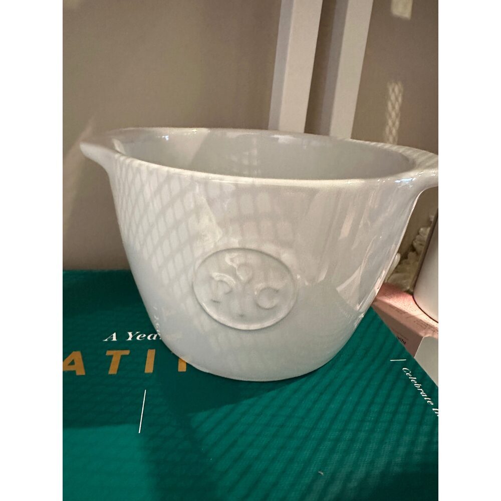 Pampered Chef Bowl